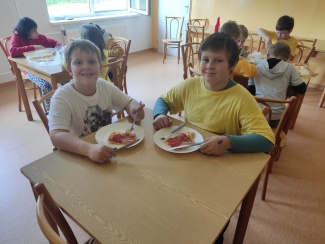 Pizza září